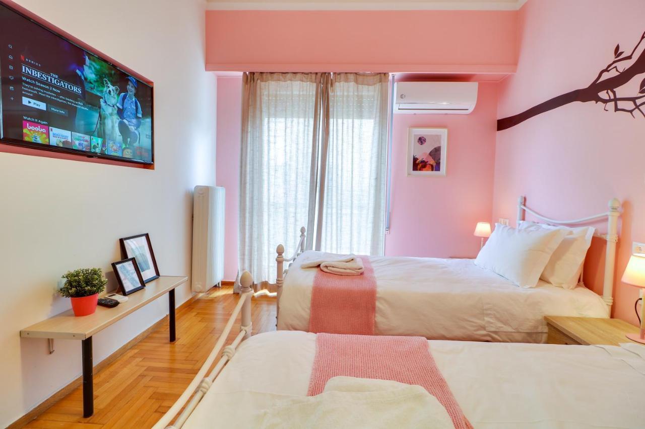 Spacious Central Flat☆3Min To Metro☆Ac|Netflix|Pc Атина Екстериор снимка