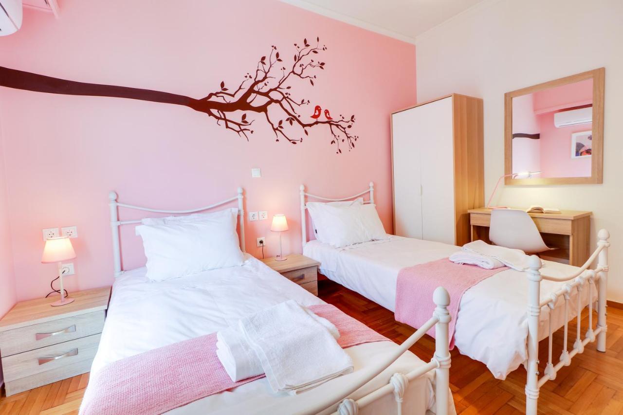 Spacious Central Flat☆3Min To Metro☆Ac|Netflix|Pc Атина Екстериор снимка